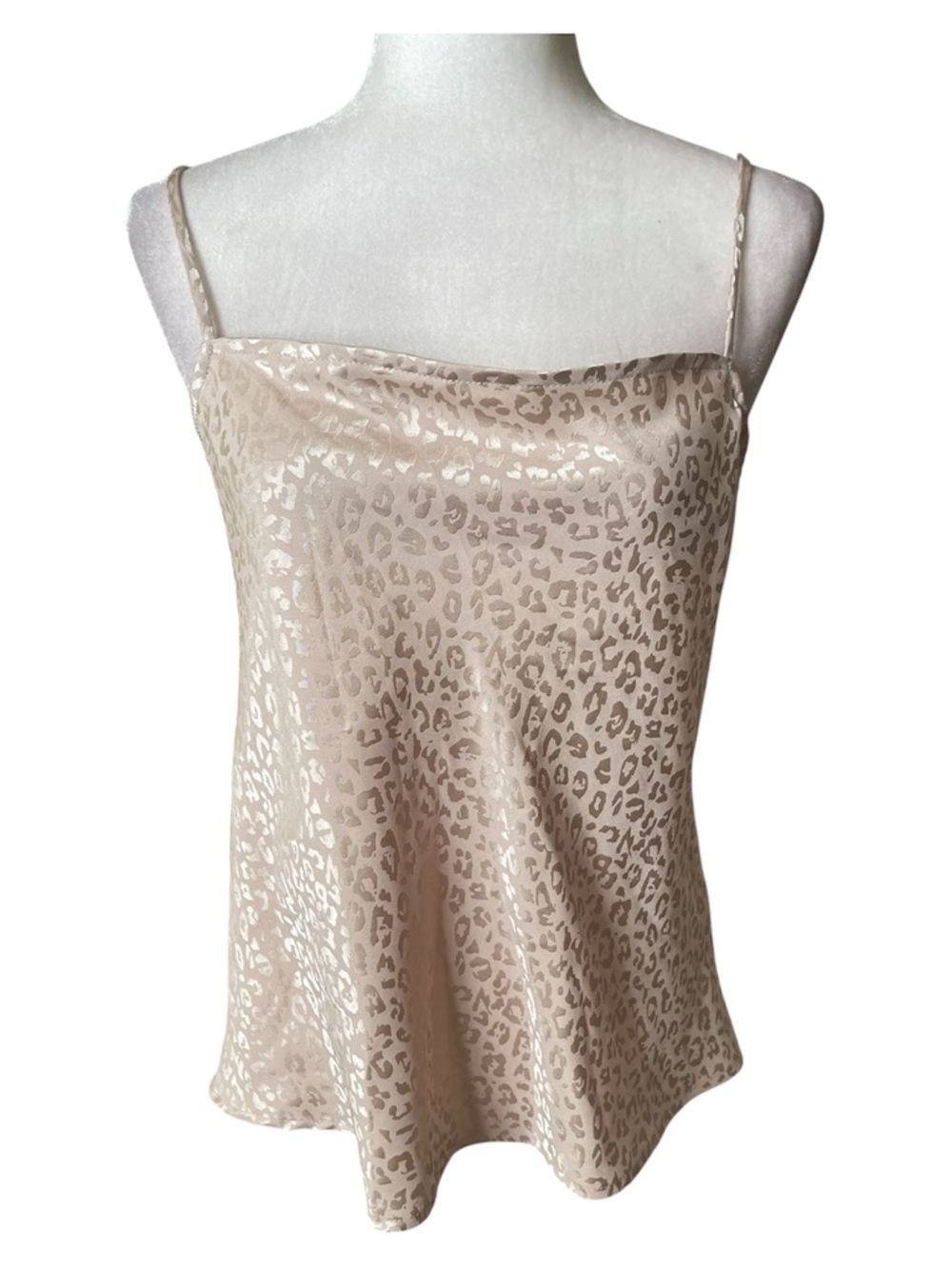 Gilli Champagne Leopard Jacquard Cowl Neck Cami size medium